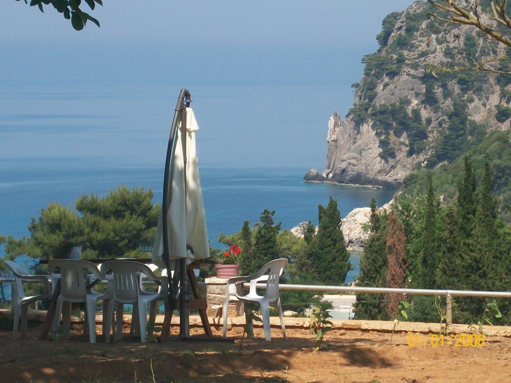 Apartamento Ermones Mare Exterior foto