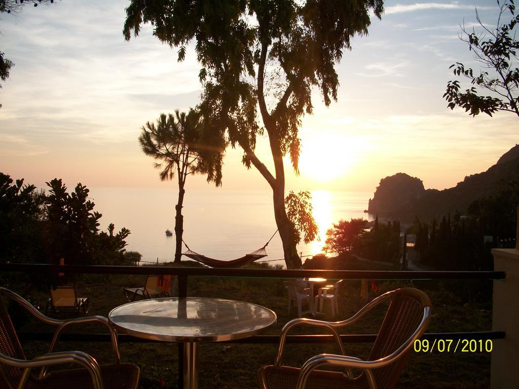 Apartamento Ermones Mare Exterior foto