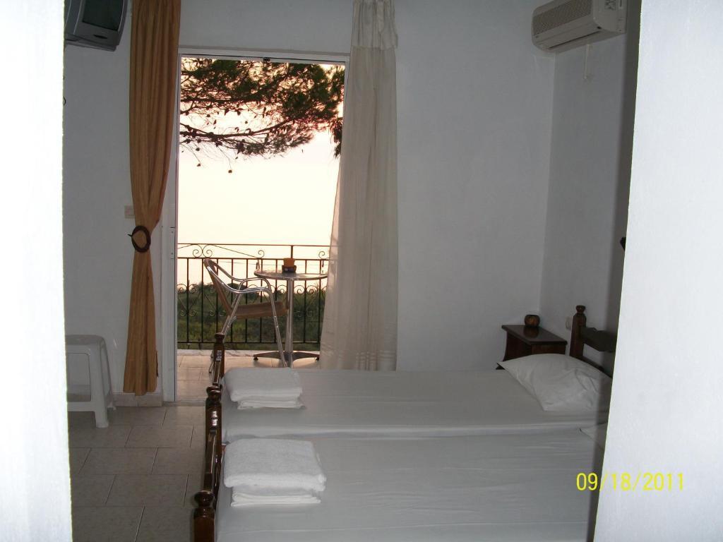 Apartamento Ermones Mare Habitación foto