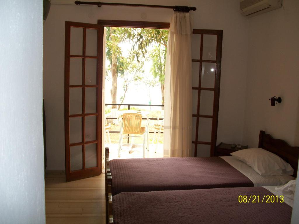 Apartamento Ermones Mare Habitación foto